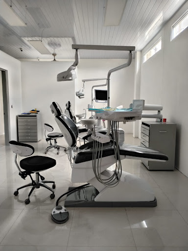 CLINICA DENTAL DOMINGUEZ OROZCO, ATALAYA VERAGUAS