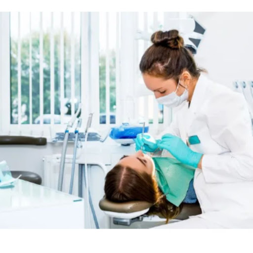 Parque Lefevre Especialidades Dentales
