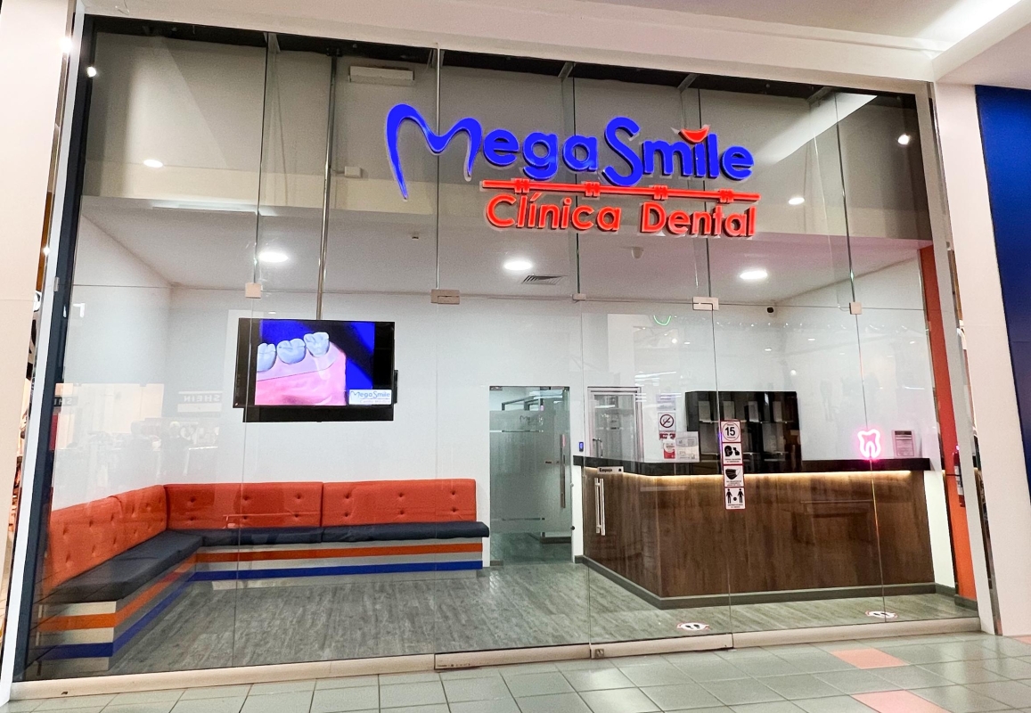 Opinión de Centro Médico Mega Smile en Los Andes Mall: Reseñas y Servicios